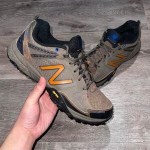 New Balance 889 Multisport Shoes